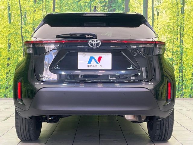 TOYOTA YARIS CROSS 2025