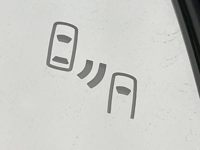 TOYOTA VOXY HYBRID 2023