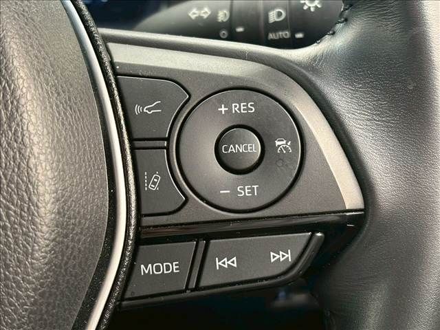 TOYOTA HARRIER 2WD 2023