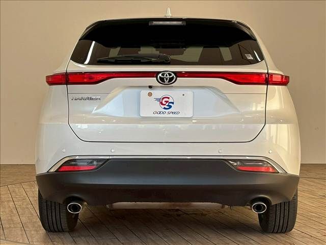 TOYOTA HARRIER 2WD 2023