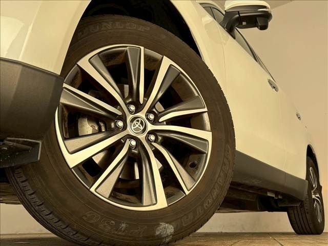 TOYOTA HARRIER 2WD 2023