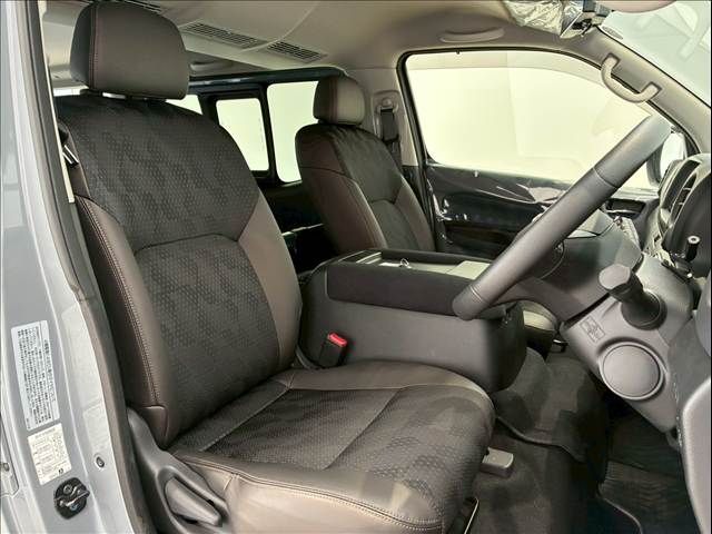 NISSAN CARAVAN van 4WD 2025