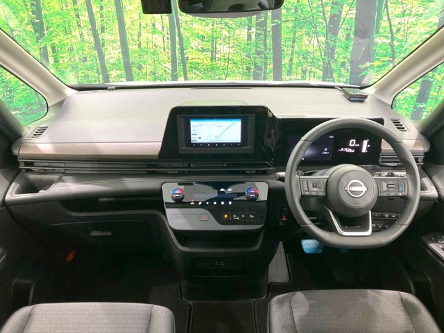 NISSAN SERENA  WG 2025