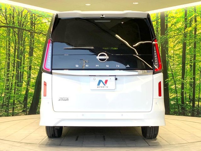 NISSAN SERENA  WG 2025