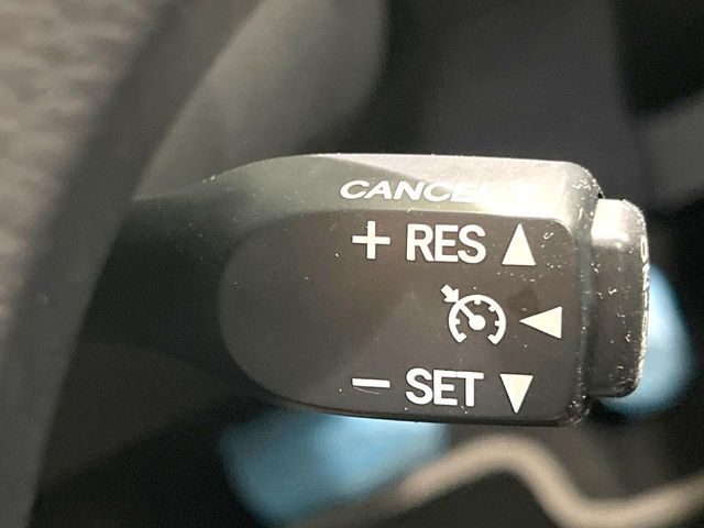 TOYOTA COROLLA FIELDER HYBRID 2017