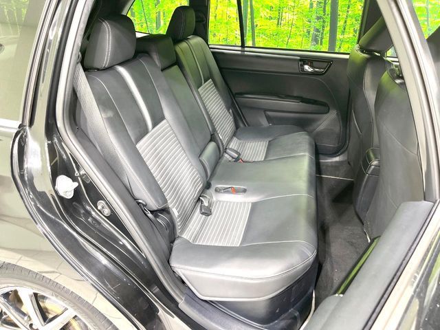 TOYOTA COROLLA FIELDER HYBRID 2017