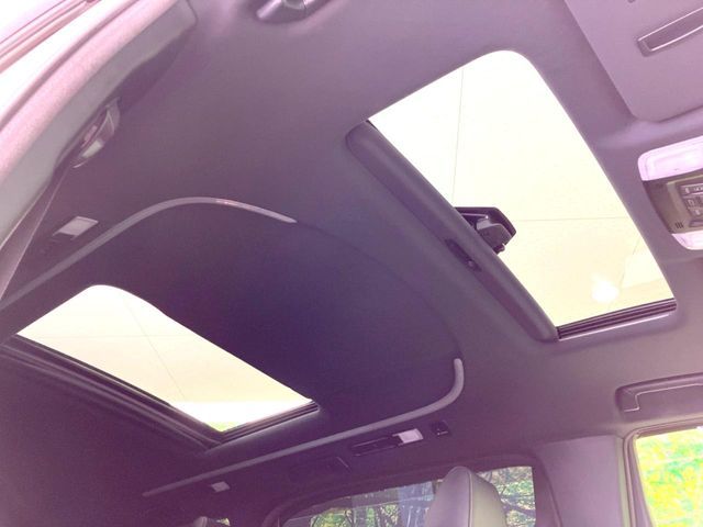 TOYOTA VELLFIRE 2017