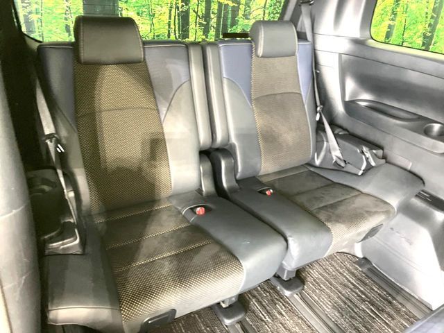 TOYOTA VELLFIRE 2017