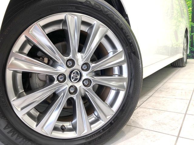 TOYOTA VELLFIRE 2017