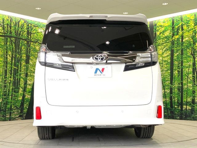 TOYOTA VELLFIRE 2017