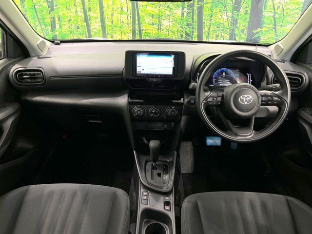 TOYOTA YARIS CROSS 2025