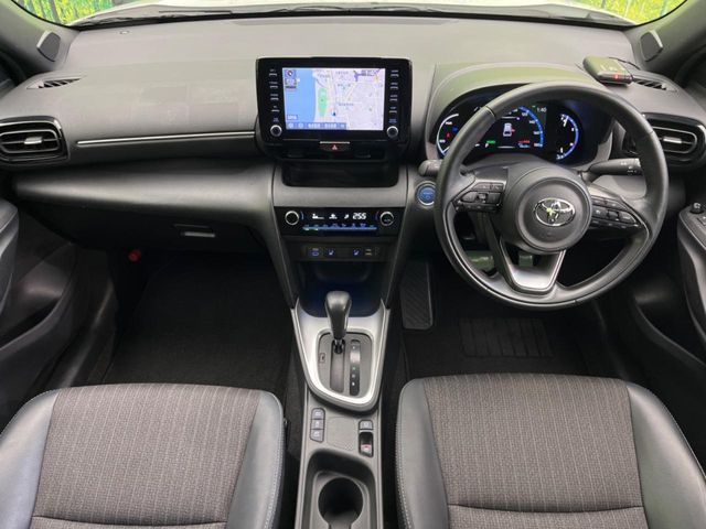 TOYOTA YARIS CROSS HYBRID 2023