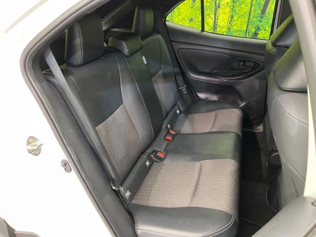 TOYOTA YARIS CROSS HYBRID 2023