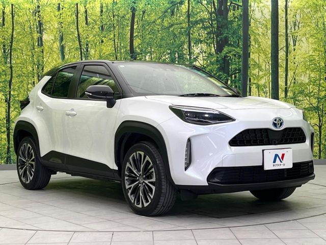 TOYOTA YARIS CROSS HYBRID 2023
