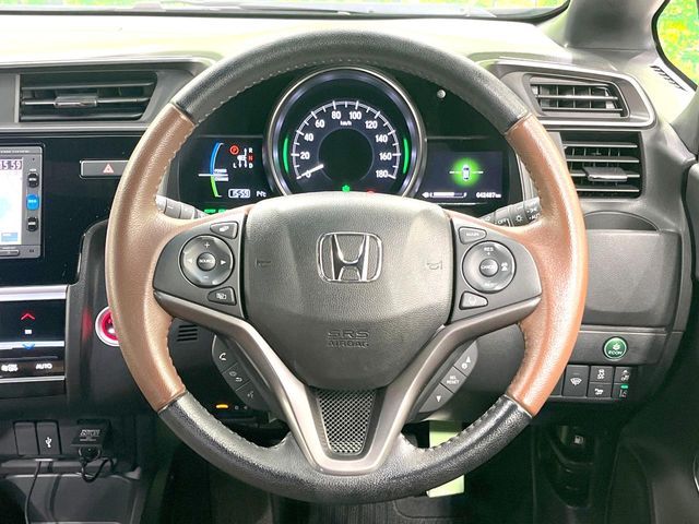 HONDA FIT HYBRID 2017