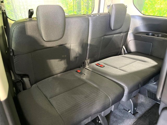 NISSAN SERENA  WG 2023