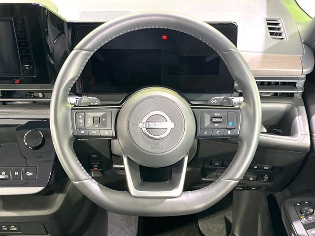 NISSAN SERENA  WG 2023