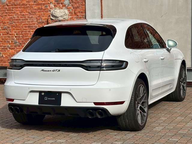 PORSCHE PORSCHE Macan 2021