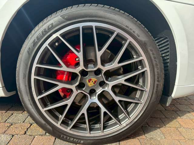 PORSCHE PORSCHE Macan 2021