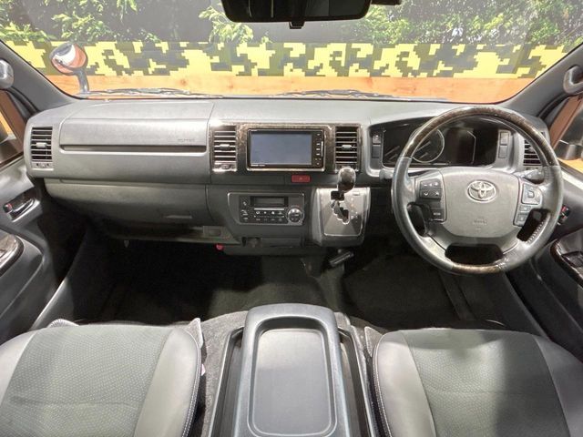 TOYOTA HIACE van 2WD 2021