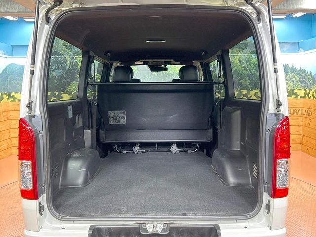 TOYOTA HIACE van 2WD 2021