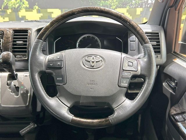 TOYOTA HIACE van 2WD 2021