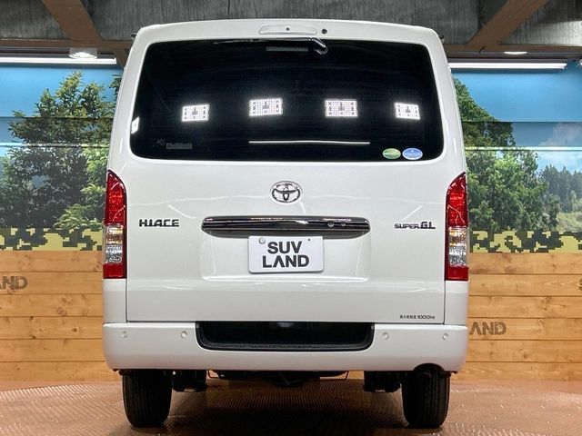 TOYOTA HIACE van 2WD 2021