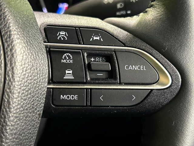 TOYOTA VOXY HYBRID 2023