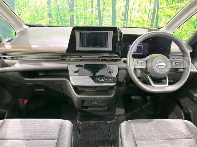 NISSAN SERENA  WG 2025