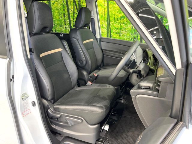 NISSAN SERENA  WG 2025