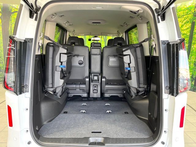 NISSAN SERENA  WG 2025