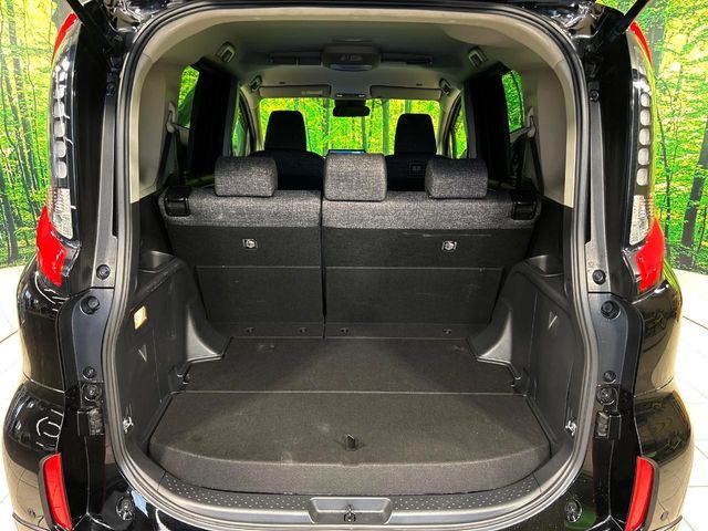 TOYOTA SIENTA HYBRID 2023