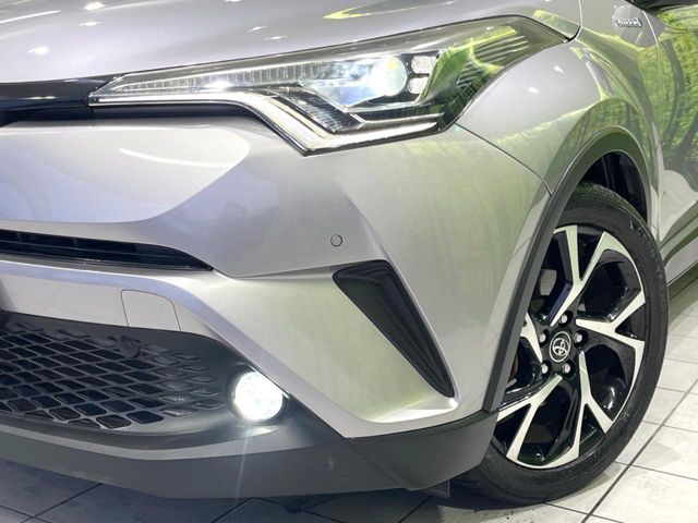 TOYOTA C-HR 2017