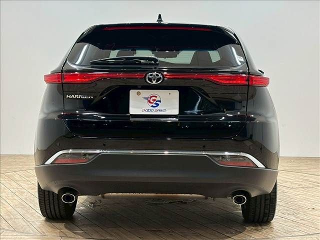 TOYOTA HARRIER 2WD 2023