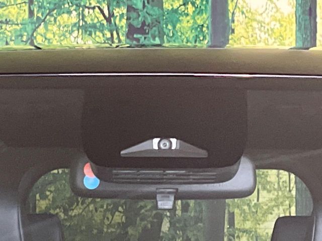 TOYOTA NOAH HYBRID 2024