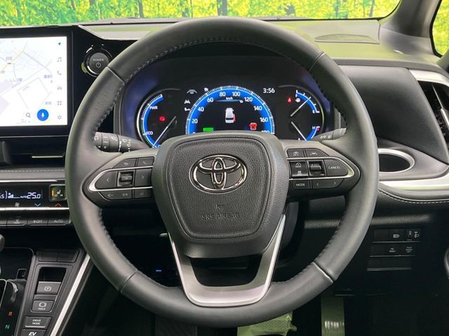 TOYOTA NOAH HYBRID 2024