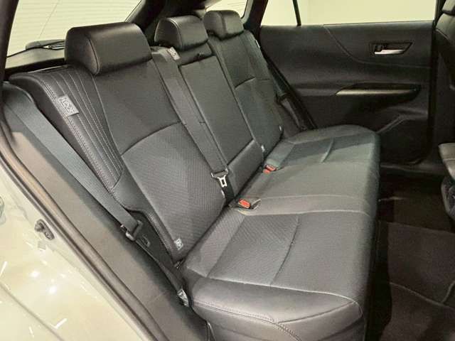 TOYOTA HARRIER HYBRID 2023