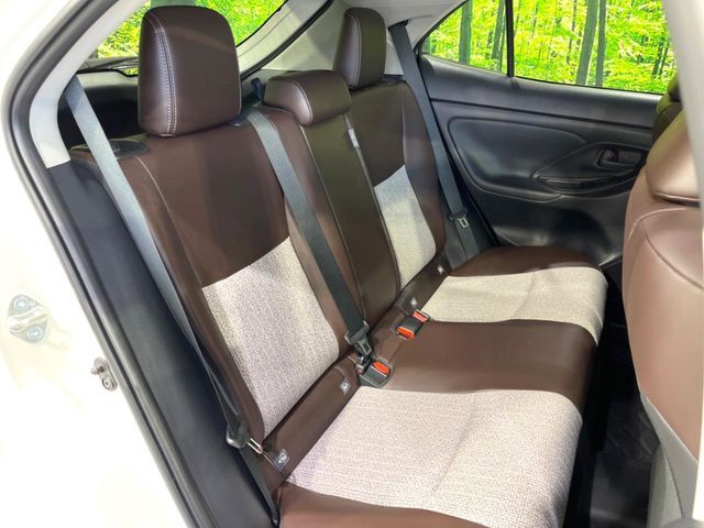 TOYOTA YARIS CROSS HYBRID 2021