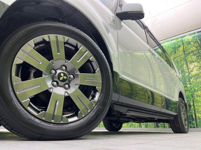 MITSUBISHI DELICA D:5 4WD 2023