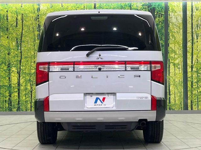 MITSUBISHI DELICA D:5 4WD 2023