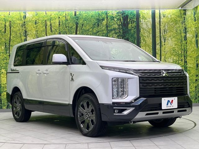 MITSUBISHI DELICA D:5 4WD 2023