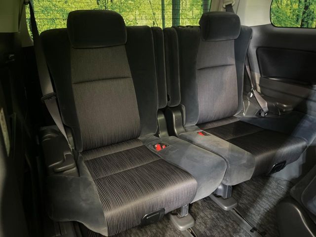 TOYOTA VELLFIRE 2009