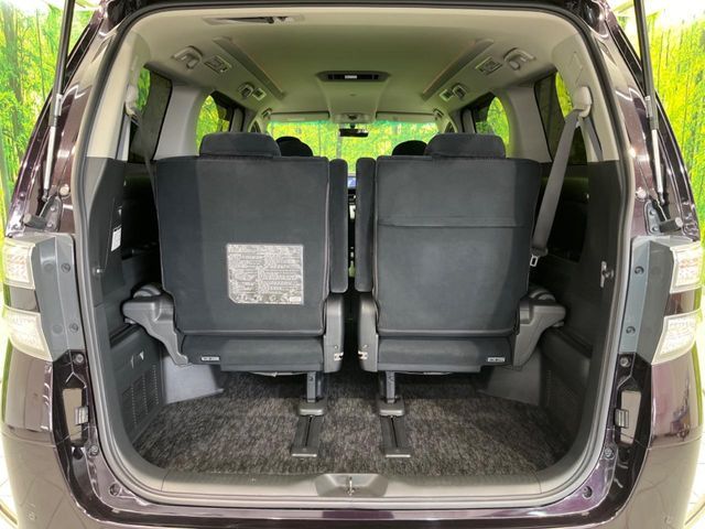 TOYOTA VELLFIRE 2009