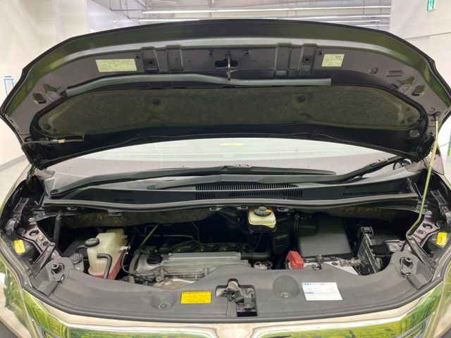 TOYOTA VELLFIRE 2009