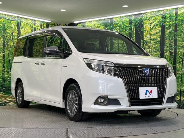 TOYOTA ESQUIRE HYBRID 2017