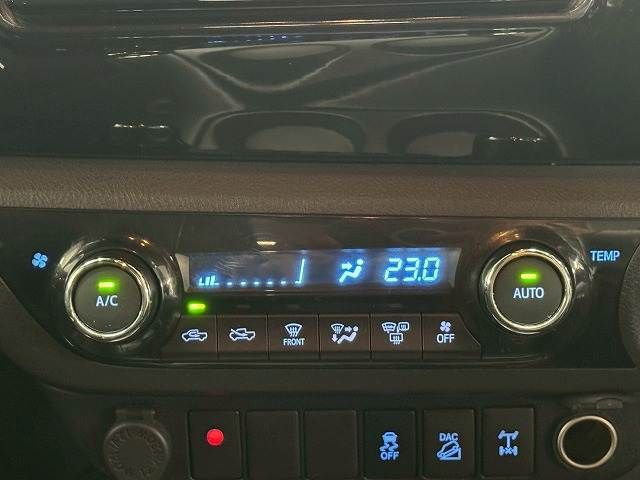 TOYOTA HILUX 4WD 2020