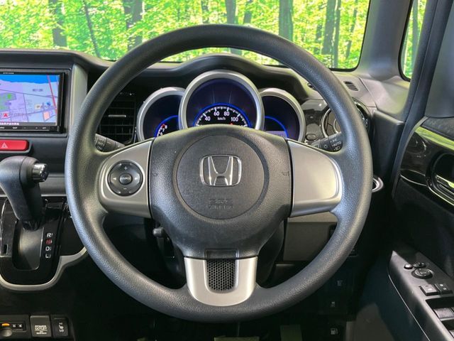 HONDA N BOX CUSTOM 2016