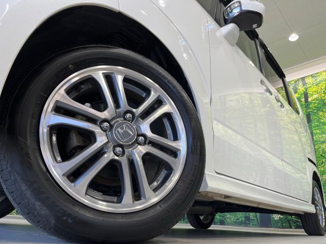 HONDA N BOX CUSTOM 2016