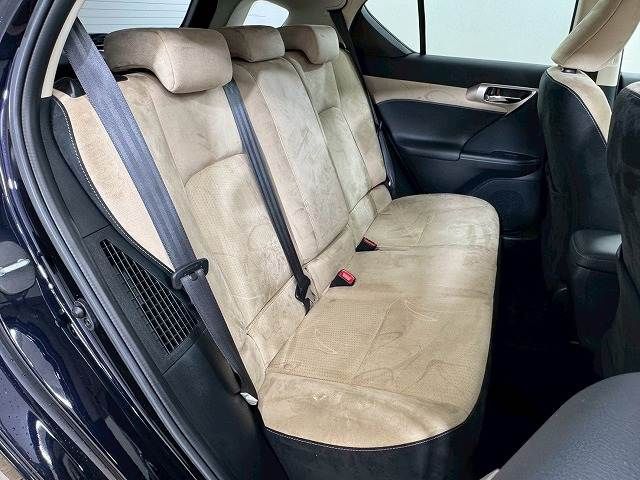 TOYOTA LEXUS CT200h 2014