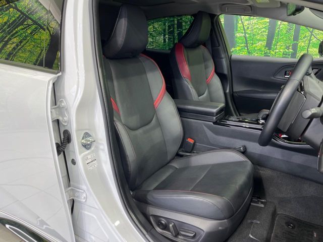 TOYOTA PRIUS 4WD 2023